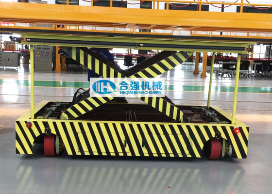 Scissor Lifting Table With Four Steerable Wheels Electro-Hydraulic Drive