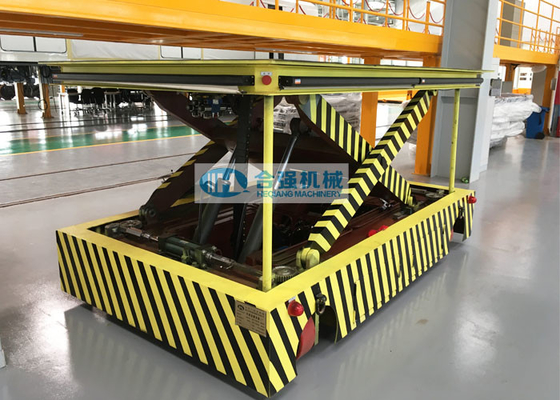 Scissor Lifting Table With Four Steerable Wheels Electro-Hydraulic Drive
